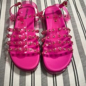 🩷NWOT Steve Madden Hot Pink Sandals🩷